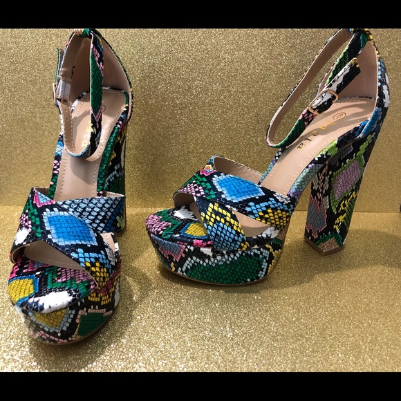 NWB 5โ colorful snakeskin heels - Picture 2 of 5